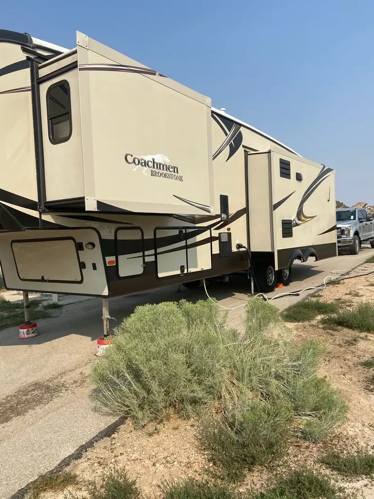 2017 Coachmen Brookstone Fifth Wheel