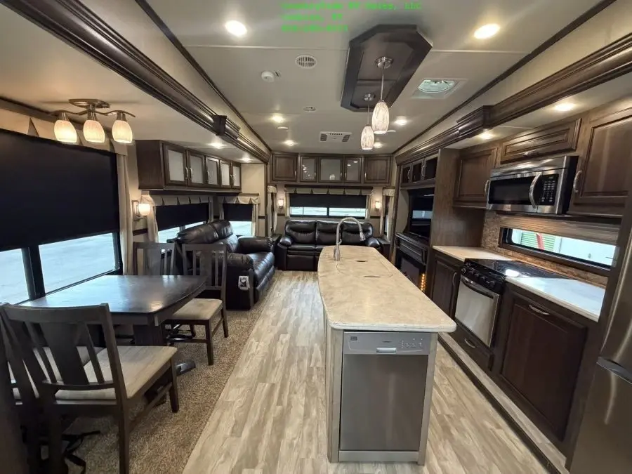 2017 Grand Design Solitude 384GK Fifth Wheel