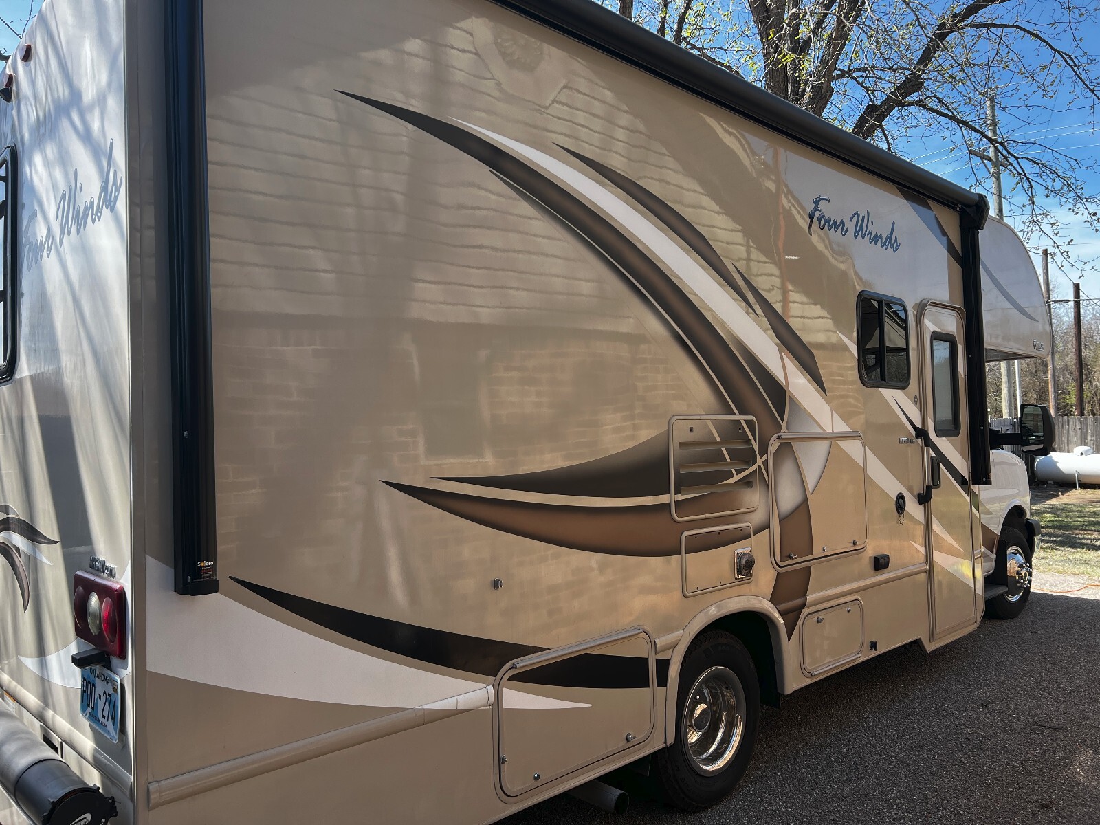 2017 Thor Motor Coach Four Winds Motorized Class C