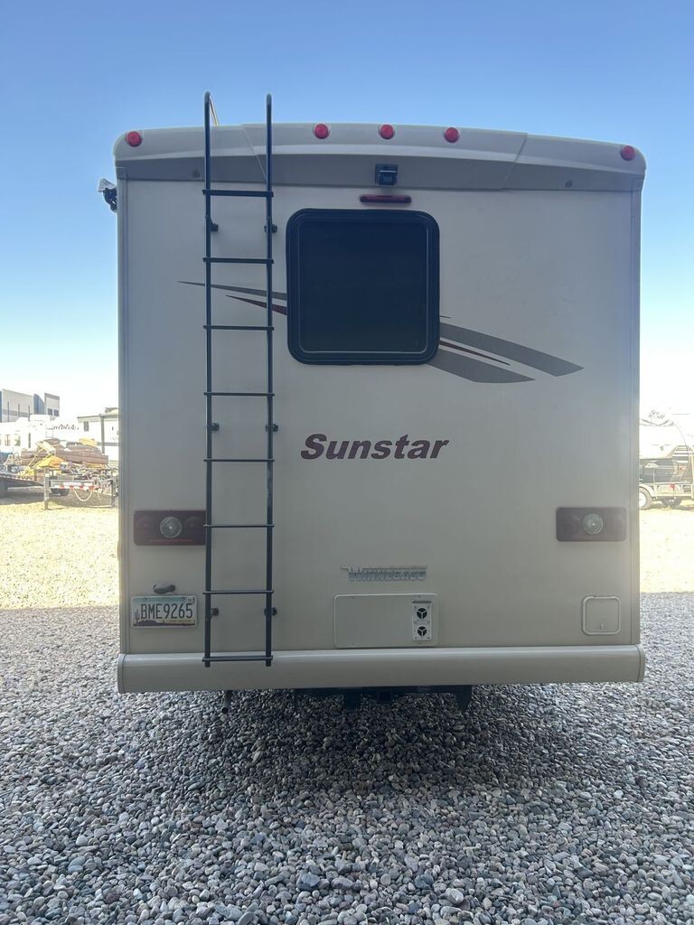 2017 Winnebago Sunstar Class A Motorhome