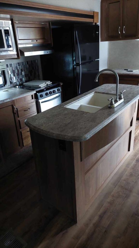 2018 Coachmen Catalina Destination Travel Trailer