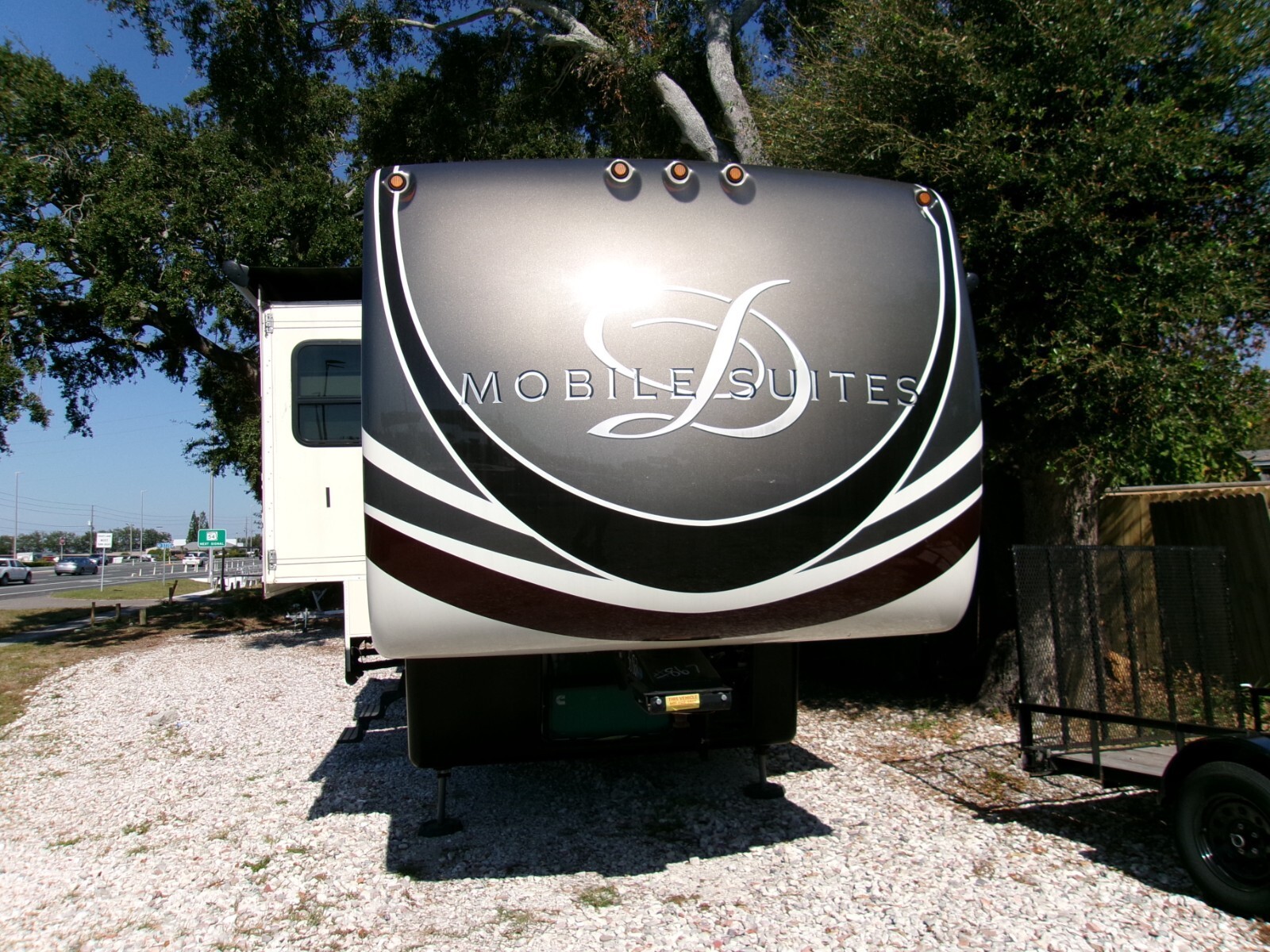 2018 DRV Luxury Suites Mobile Suites 44 NASHVILLE