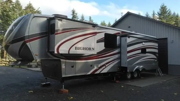 2016 Heartland Bighorn Fifth Wheel