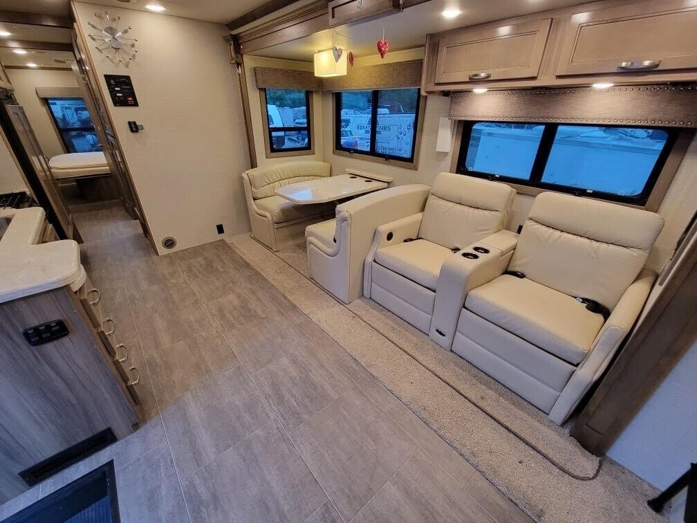 2018 Jayco Seneca Motorized Class C