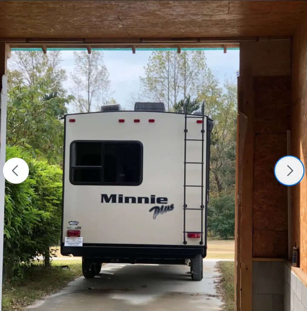 2018 Winnebago Minnie Plus Fifth Wheel