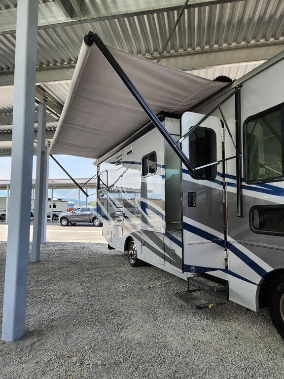 2018 Winnebago Vista LX Motorized Class A