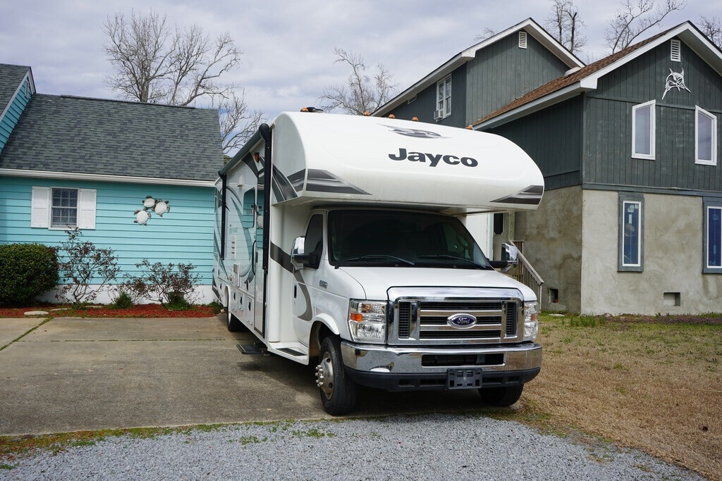 2020 White Jayco Greyhawk Motorized Class C