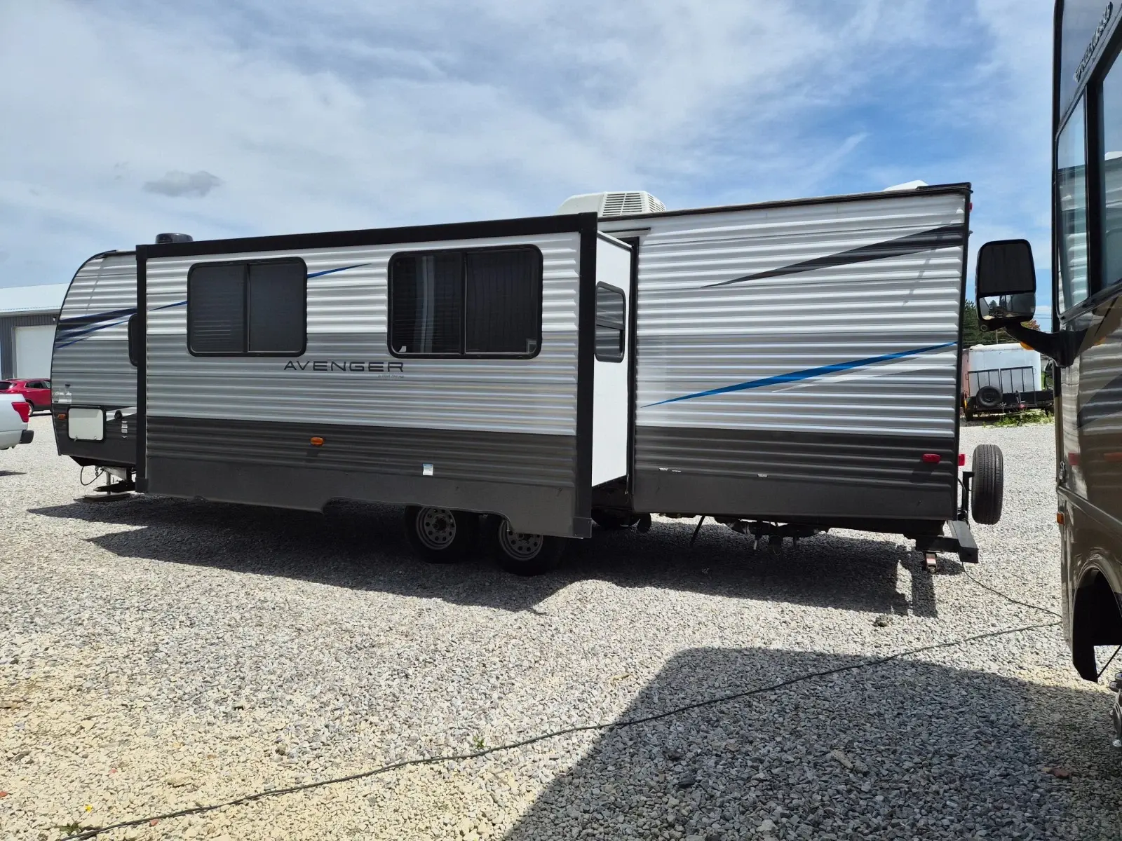 2021 Forest River Avenger LT 17FQS Travel Trailer