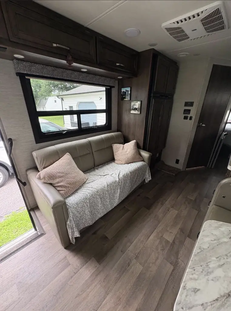 2021 Jayco Greyhawk Class C Motorhome