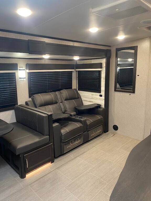 2021 Jayco White Hawk Travel Trailer