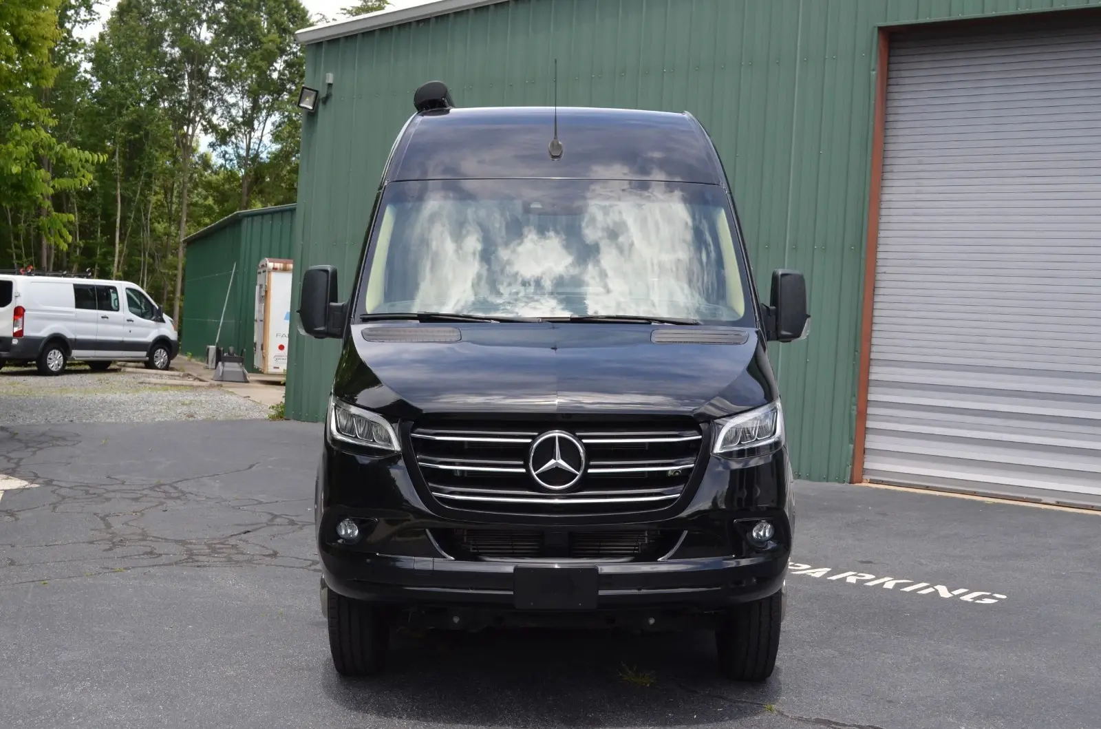 2021 Mercedes 3500 Custom Sprinter Motorized Class B