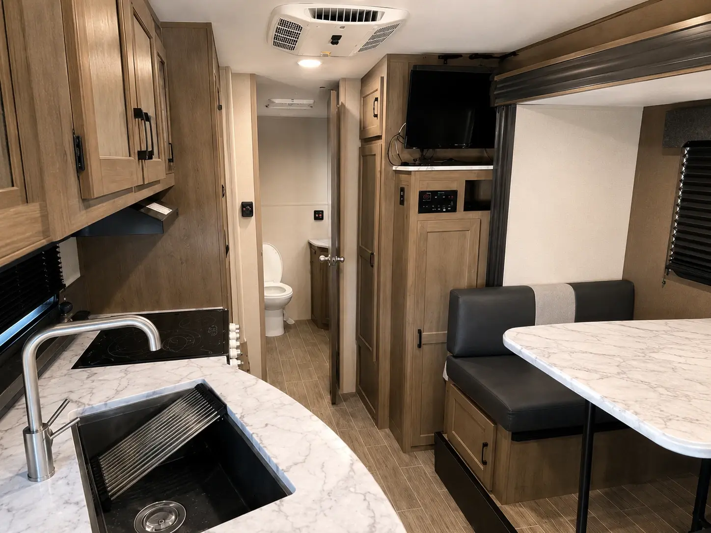 2021 Venture Sonic Travel Trailer