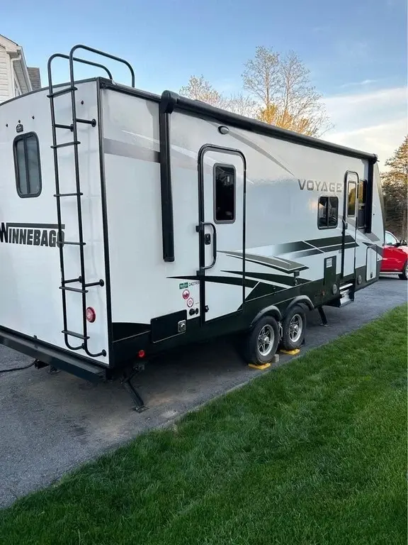 2021 Winnebago Voyage Travel Trailer