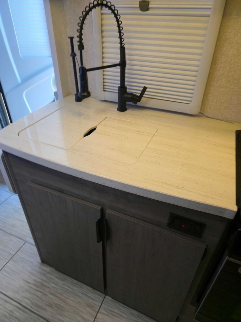 2022 Lance Travel Trailer Travel Trailer