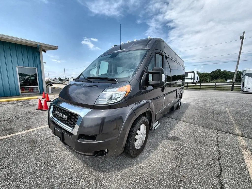 2022 Roadtrek Zion SRT