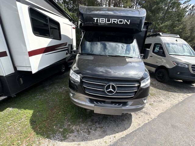 2022 Thor Motor Coach Tiburon