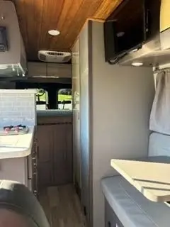 2022 Thor Motor Coach Tranquility Motorized Class B