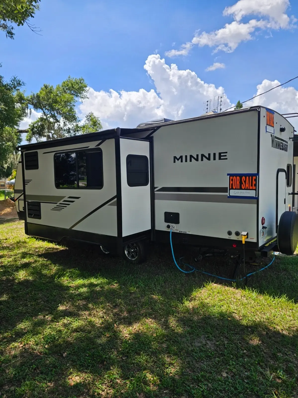 2022 Winnebago 2301 BHS Travel Trailer
