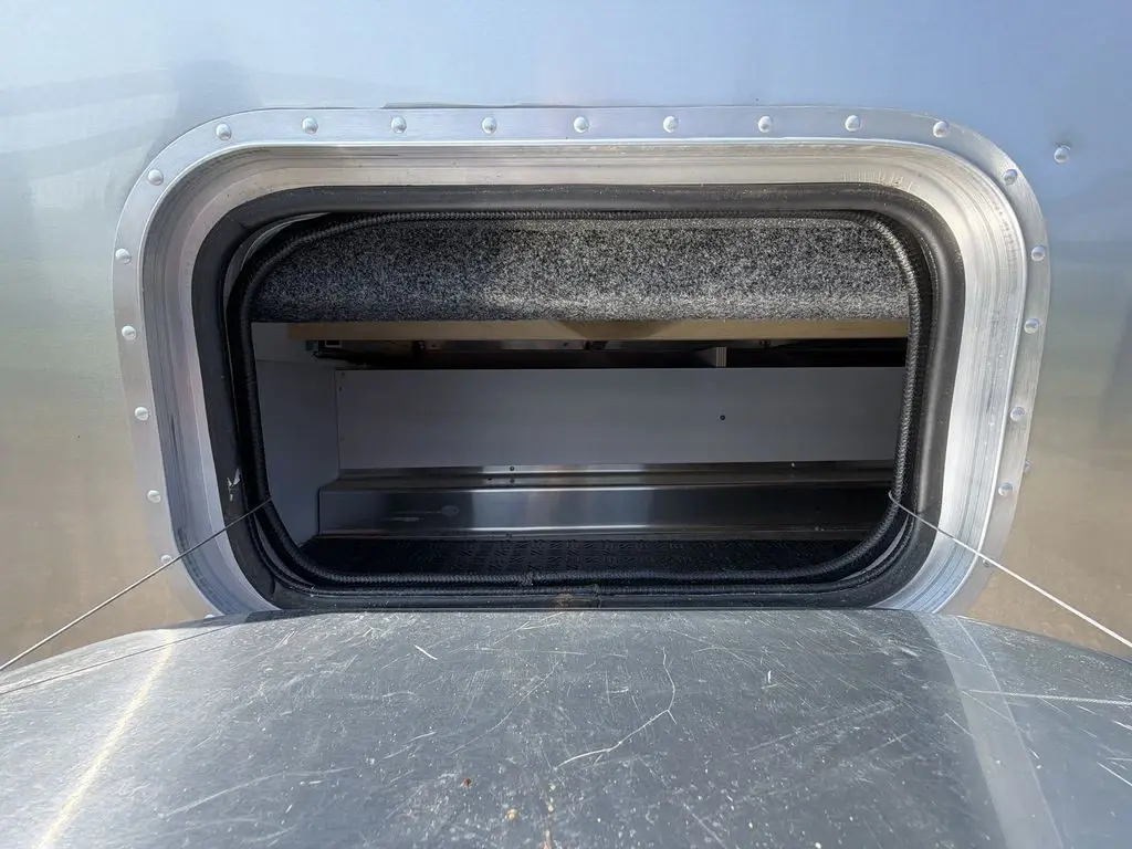 2023 Airstream Flying Cloud