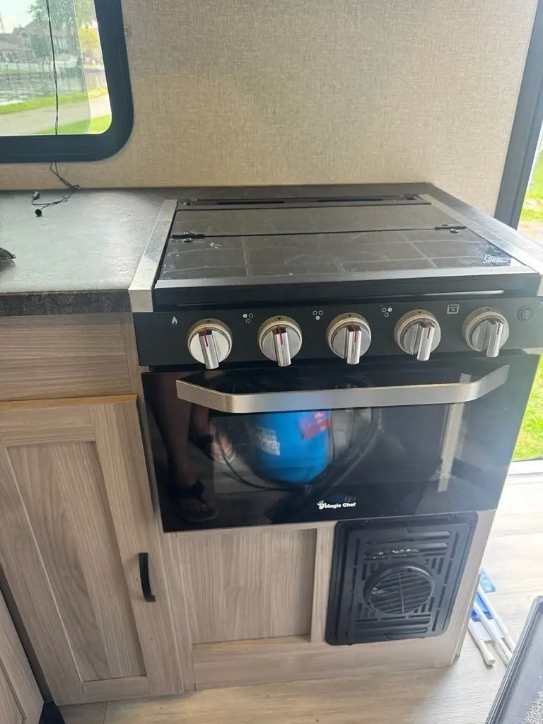 2023 Coachmen Northern Spirit Ultra Lite Travel Trailer