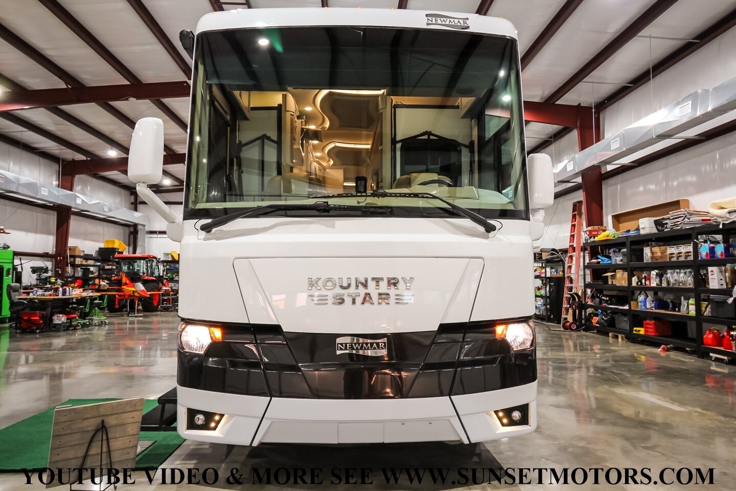 2023 MASTERPIECE NEWMAR KOUNTRY STAR MOTOR HOME