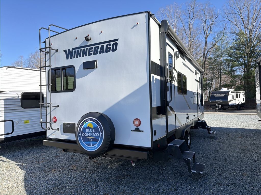 2023 Winnebago Minnie