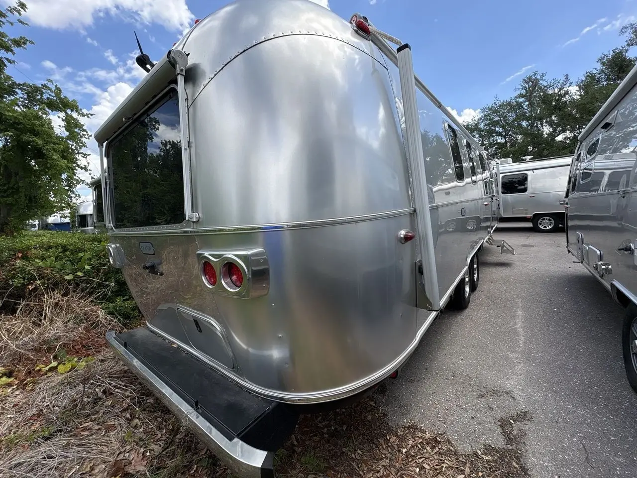 2024 Airstream Classic