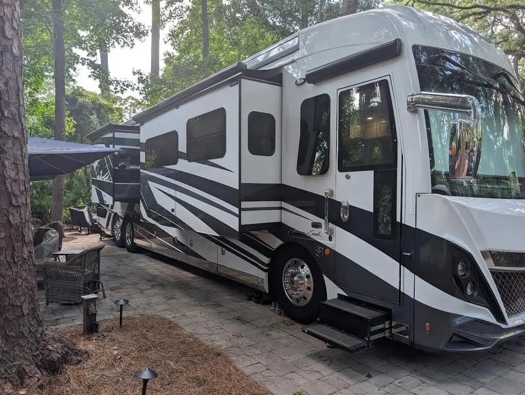 2024 American Coach American Dream Motorized Class A