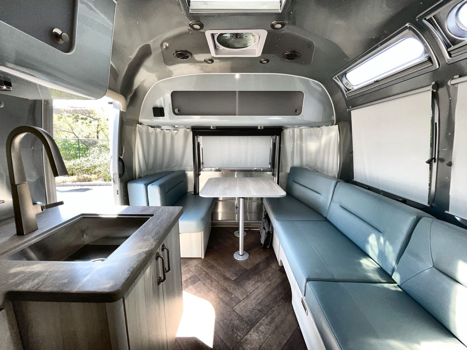 2025 Airstream International