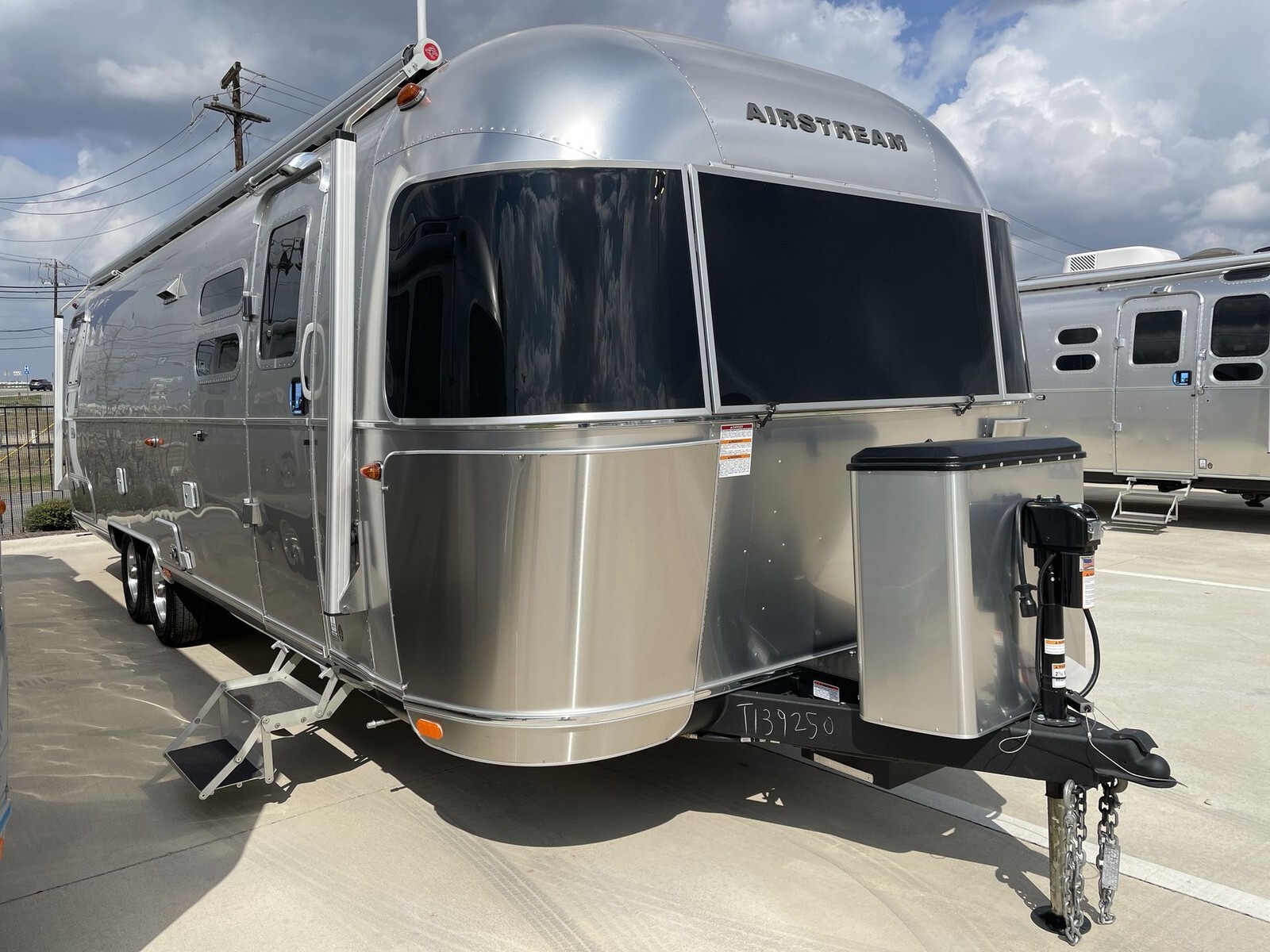 2026 Airstream Globetrotter