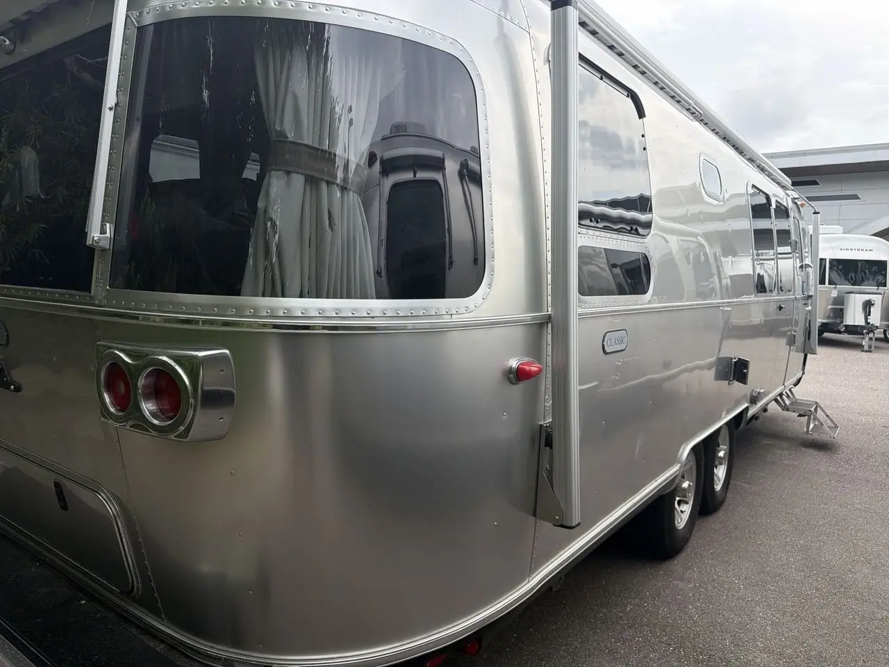 2027 Airstream Classic