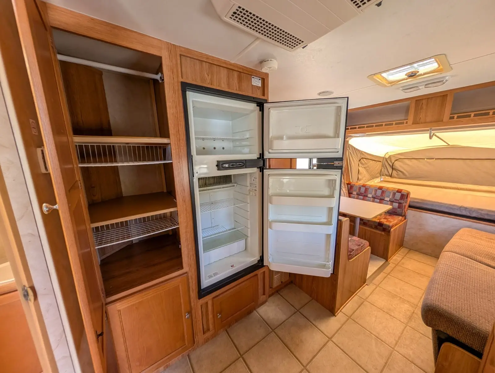 2011 Nash 42T Destination Trailer