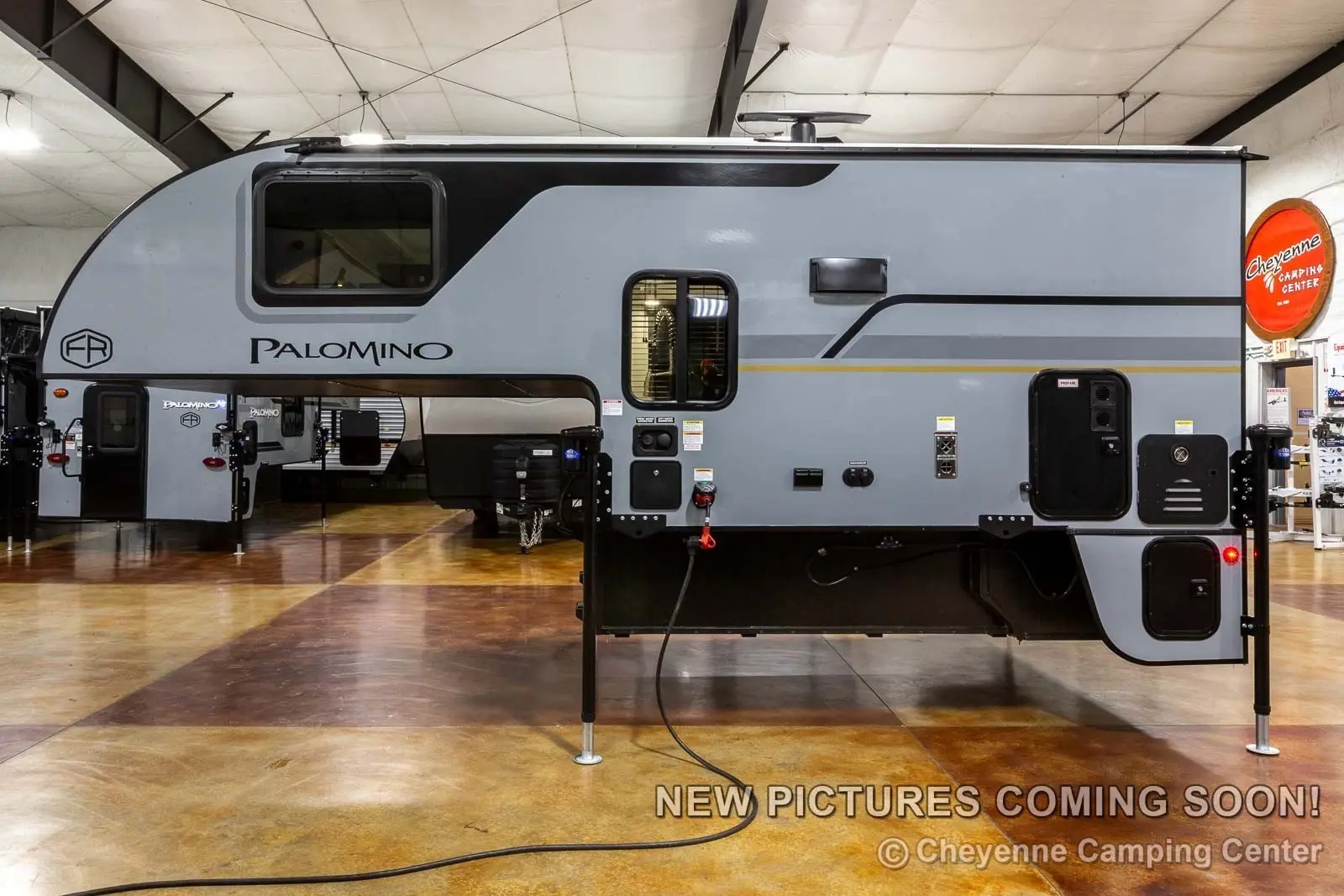 2027 Palomino BackPack HS-8801 Hard Side Truck Camper Truck camper