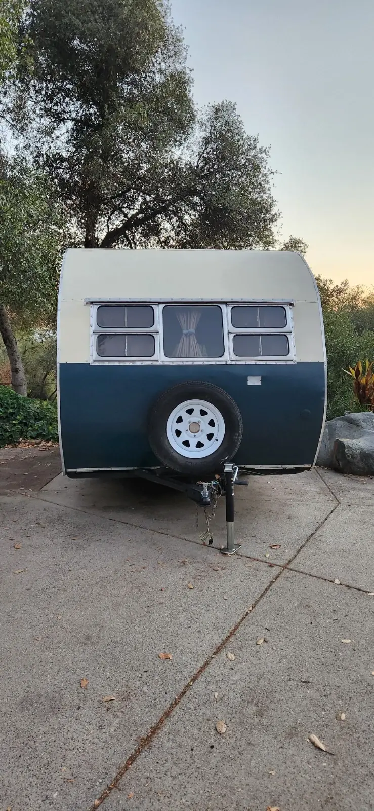 1951 Crown Teardrop