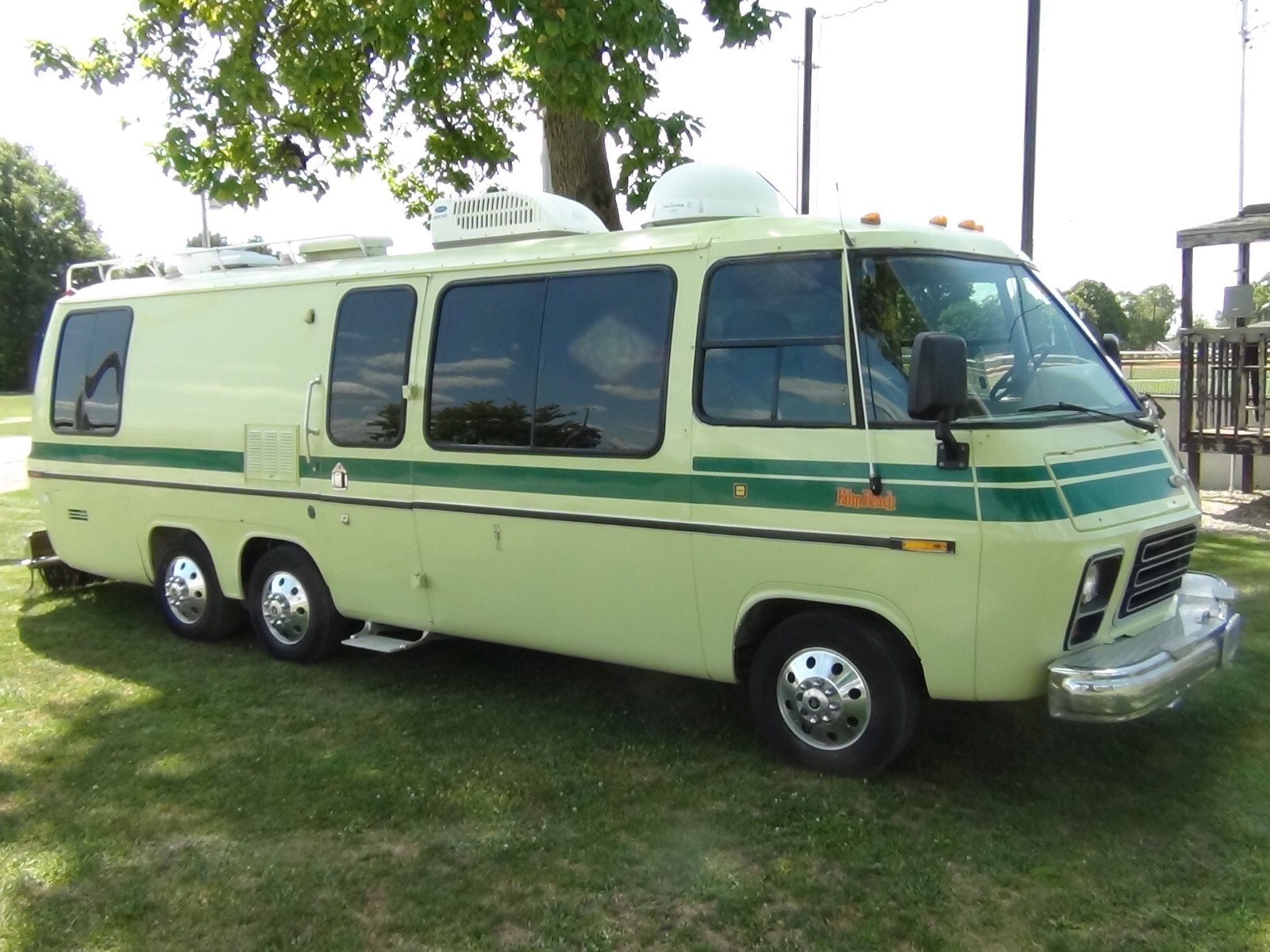 1977 Frosted Mint Green GMC Motorhome Class A Motorhome