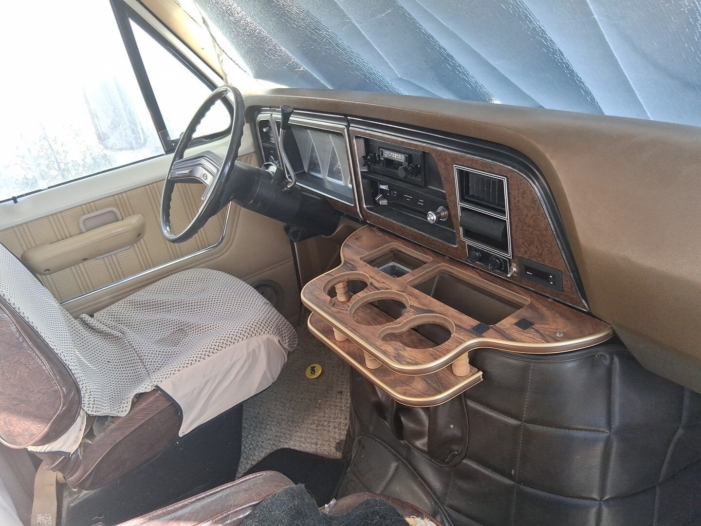 1979 Ford 35C CTV family camper