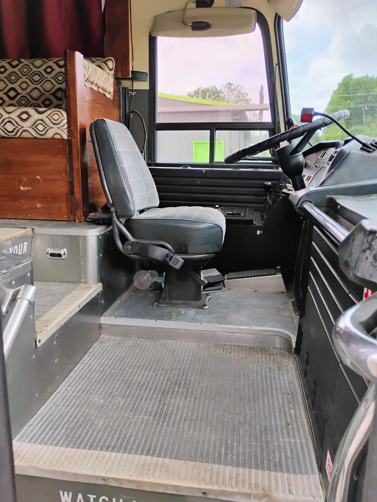 1983 Silver Eagle 10 RV