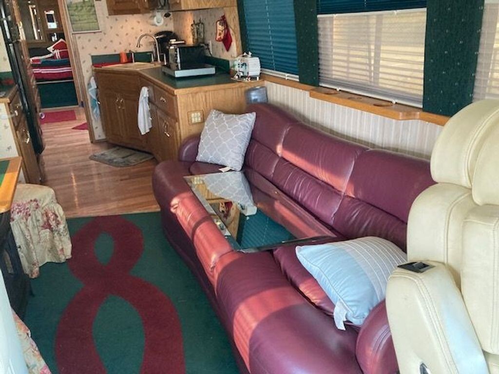 1990 Prevost Le Mirage Class A Motorhome