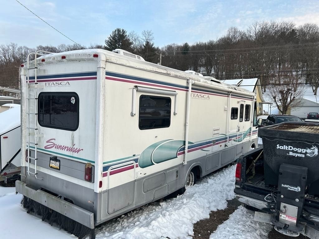 1996 Itasca Suncruiser Motorized Class A