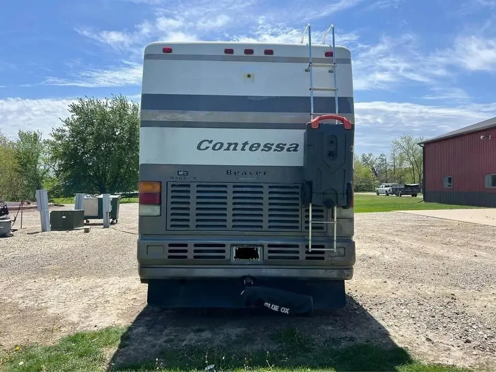 2000 Beaver Contessa Motorized Class A