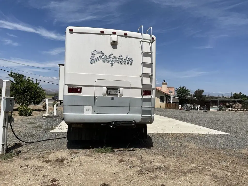 2000 National RV Dolphin Class A Motorhome