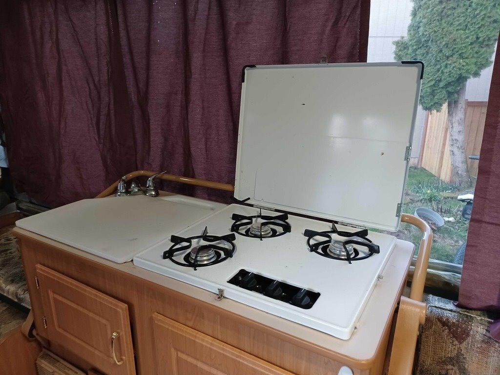 2002 Coleman Seapine Pop-Up