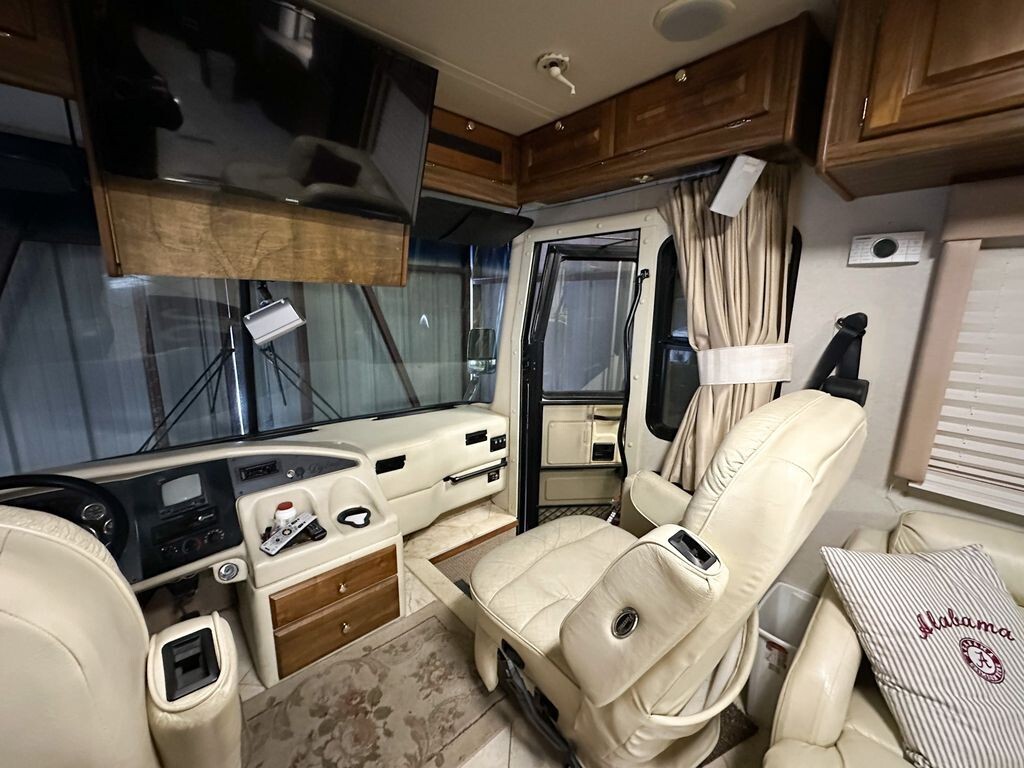 2002 Monaco Diplomat Class A Motorhome