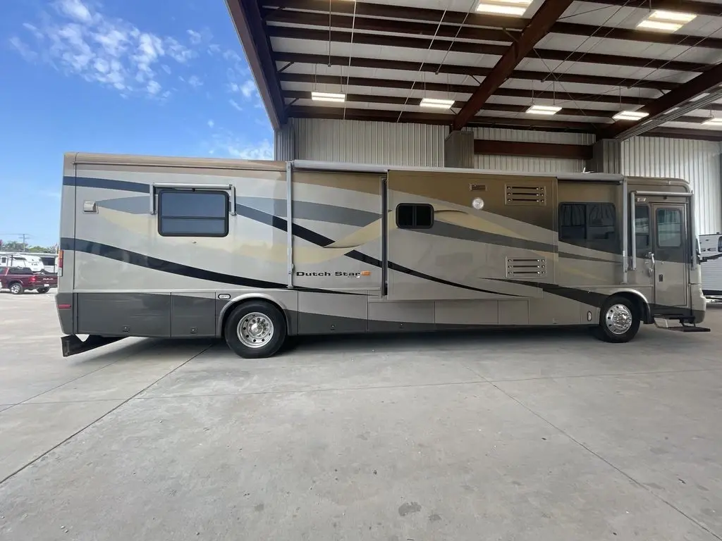 2004 Newmar DUTCHSTAR