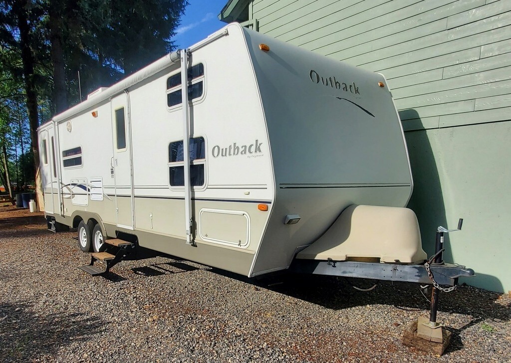 2005 Keystone Outback Travel Trailer