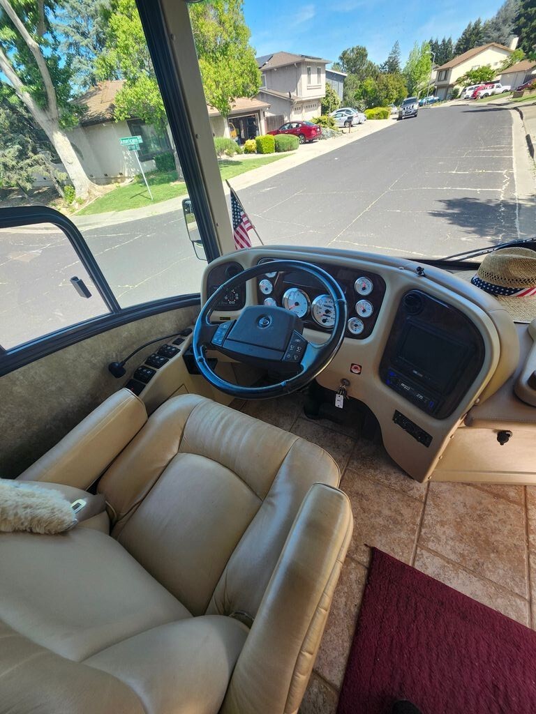 2006 Country Coach Inspire 360 Class A Motorhome