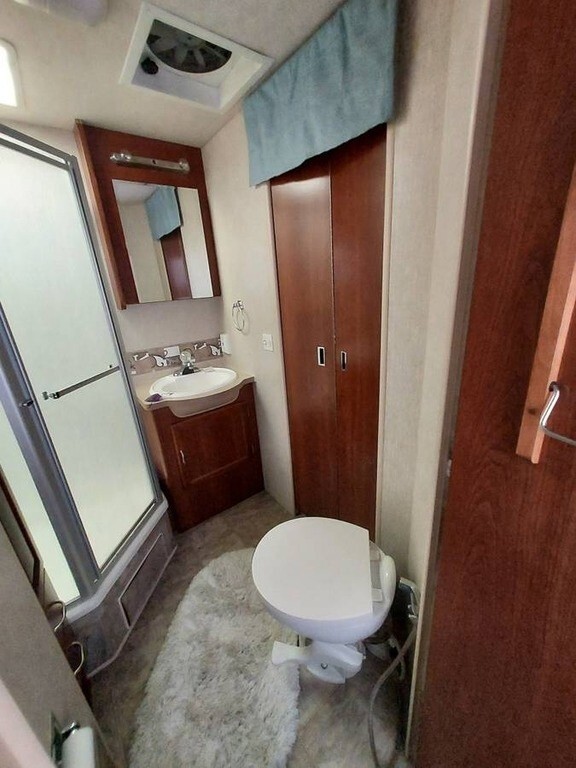 2008 Fleetwood Jamboree Motorized Class C