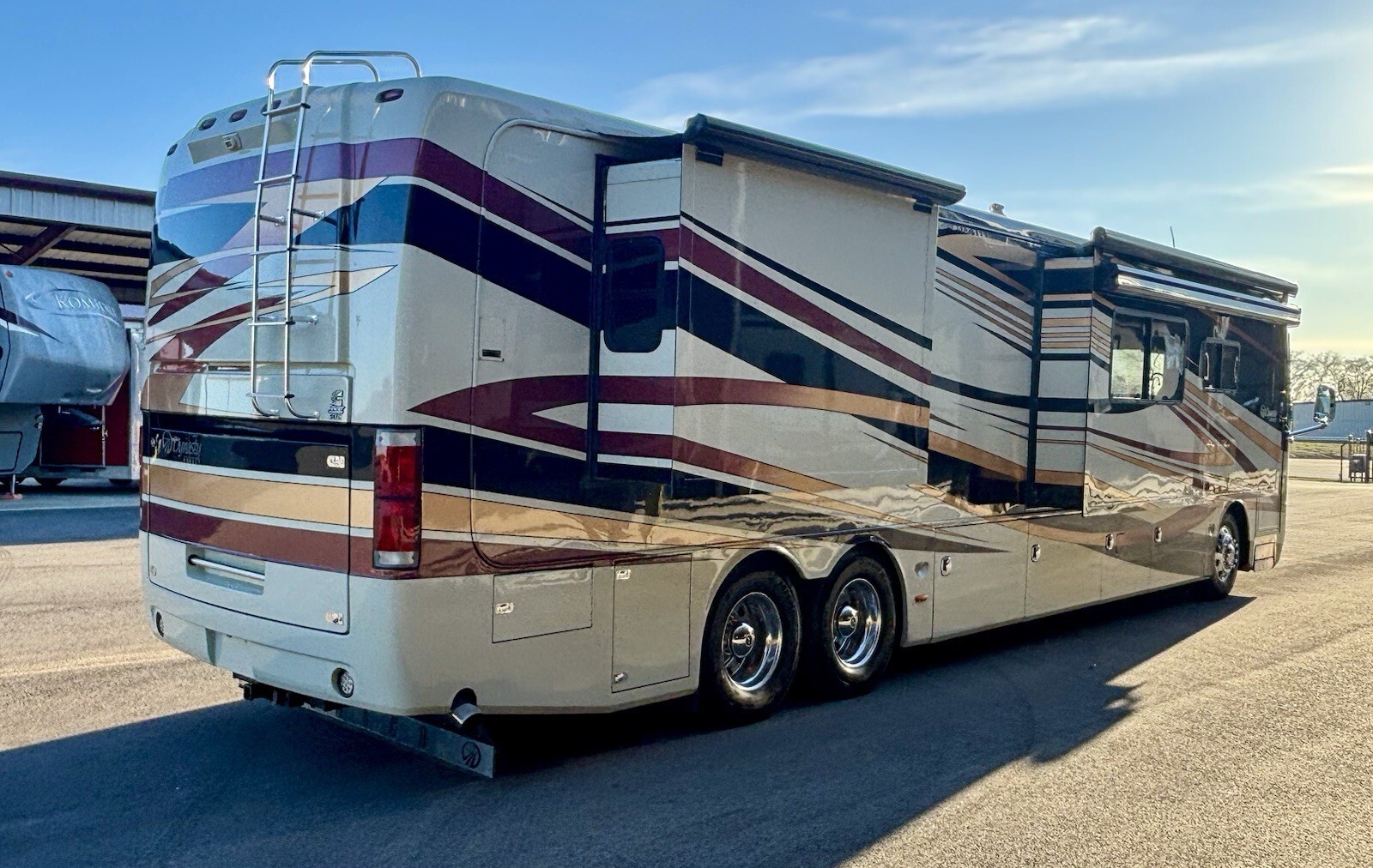 2008 Monaco Dynasty Squire IV