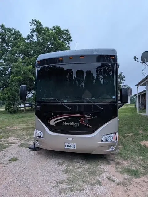 2010 Itasca Meridian V Class Motorized Class A