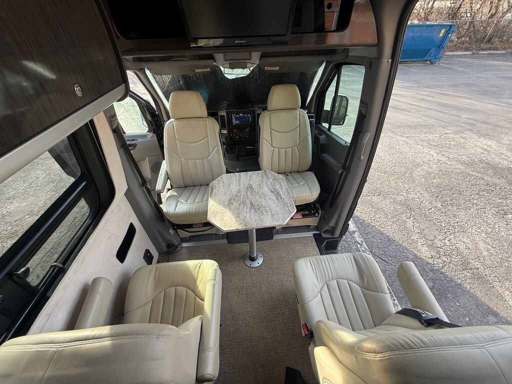2010 Mercedes-Benz Sprinter Class B Motorhome